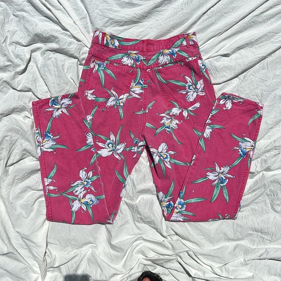 Vintage Rodeo Floral Pink High-Waisted Mom Jeans - Picture 5 of 5